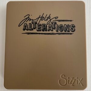 Tim Holtz Alterations Regal Crest Sizzix Cutting Die O/S